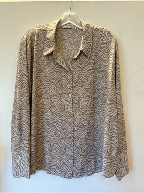 A&F Faux Silk Sheer Retro Print Boyfriend Fit Buttondown